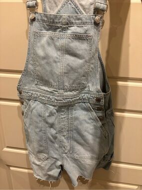 Light Wash Denim Short Overalls MADEWELL NWT